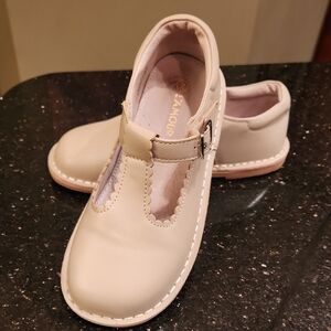 L'Amour light tan shoes, great condition, girls 2